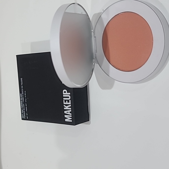BNIB ✅ Makeup By Mario #CREAMY PEACH Soft Pop Powder Blush ✨ BNIB - Picture 7 of 8